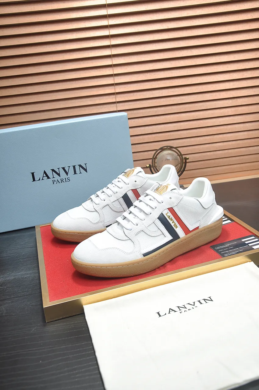 Men's men's shoes💰540💶[LANVIN] The latest lace-up fashionable casual couple sneakers, high-quality CLAY couple series‼ ️ The latest trendy products of the season 🌈Many bloggers have planted grass and purchased the original open-mold customization. The upper and outsole are sewn with mark threads without edge sealing. A variety of material splicing combination design. Very versatile for fashionable and casual wear. Comfortable on the feet. Self-recommended. Upper cowhide + cow suede + breathable mesh lining. Foot-padding cowhide. Exclusive original open-mold clear logo rubber outsole ⚠️Couple standard size 36-40 for women and 38-44 for men.
